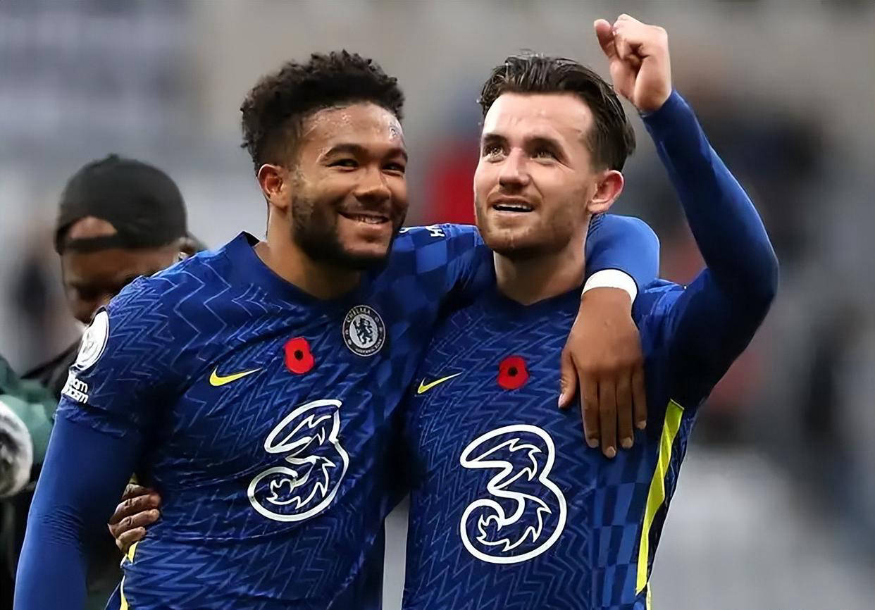 切尔西功勋离队，詹姆斯深情送别，奇尔维尔足迹留传