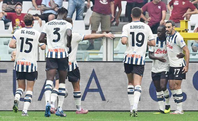 3-0，意甲第7完胜都灵，4轮不败，25岁克尔斯托维奇无敌双响炮