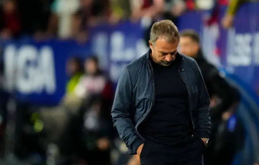 巴萨内讧疑云：主帅指责球员态度低迷，球员质疑高位战术失灵