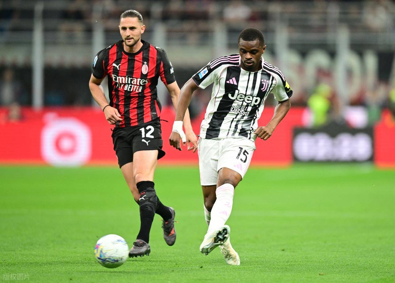 随着AC米兰0-0尤文图斯，国际米兰2-2，意甲最新积分榜出炉